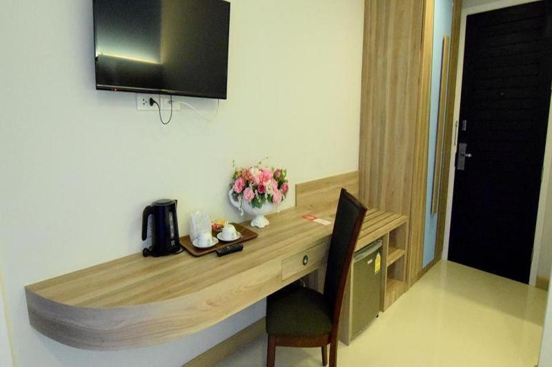 Dipantai Boutique Beach Resort Patong Exterior foto