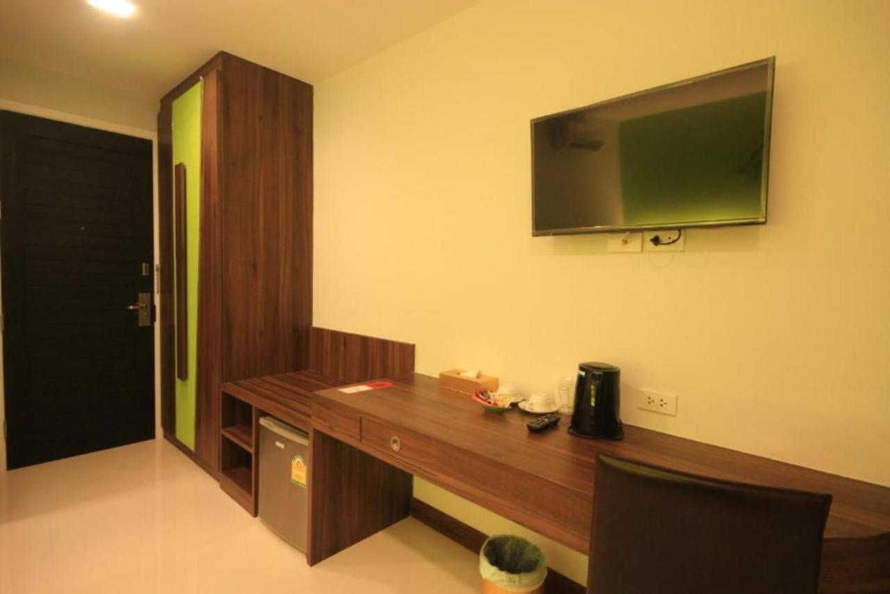 Dipantai Boutique Beach Resort Patong Exterior foto