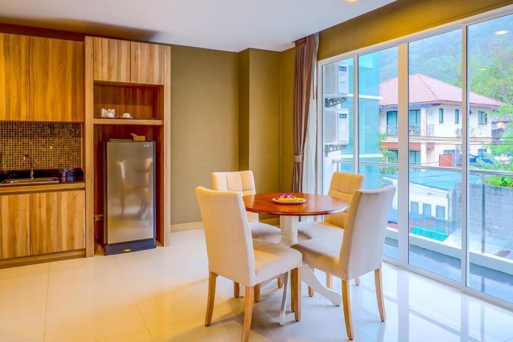Dipantai Boutique Beach Resort Patong Exterior foto