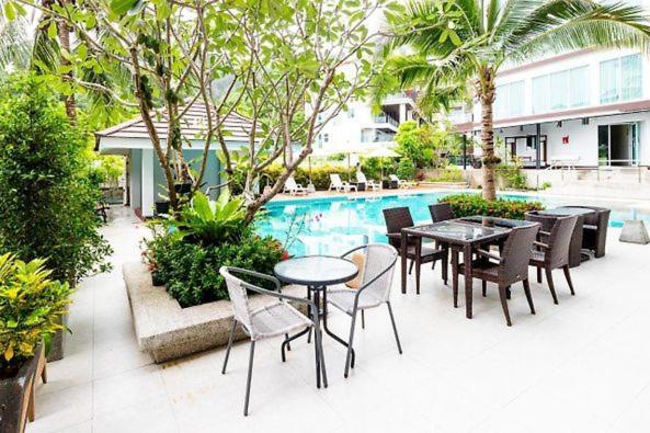 Dipantai Boutique Beach Resort Patong Exterior foto