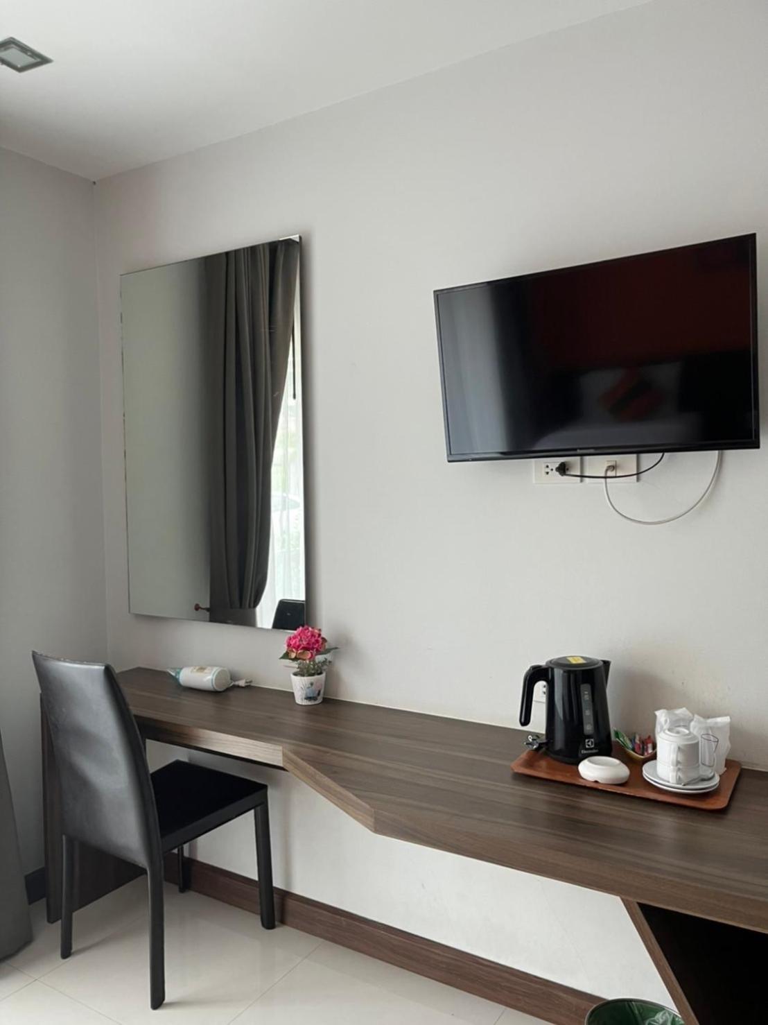 Dipantai Boutique Beach Resort Patong Exterior foto